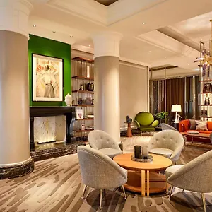 מלון The Ritz-carlton,