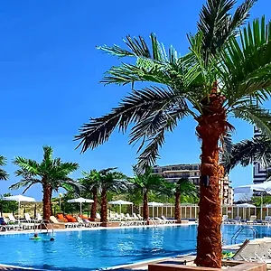 מלון Europe & Casino סאני ביץ'